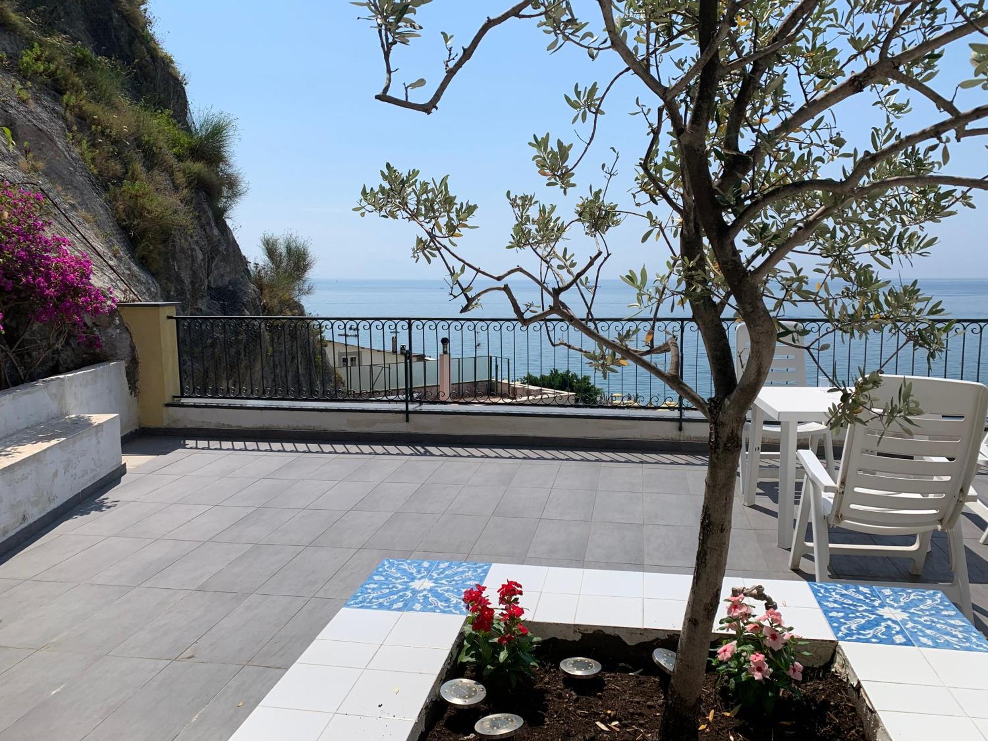Amalfi Coast Emotions Apartment Vietri Bagian luar foto